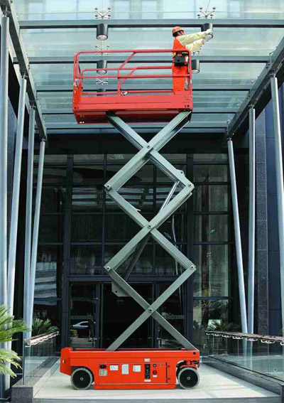 自行式升降機(jī) 自行式升降機(jī)