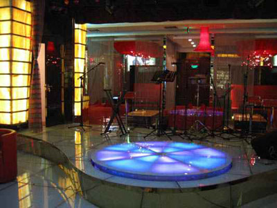 升降舞臺(tái) 升降舞臺(tái)